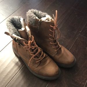 Steve Madden brown combat boots